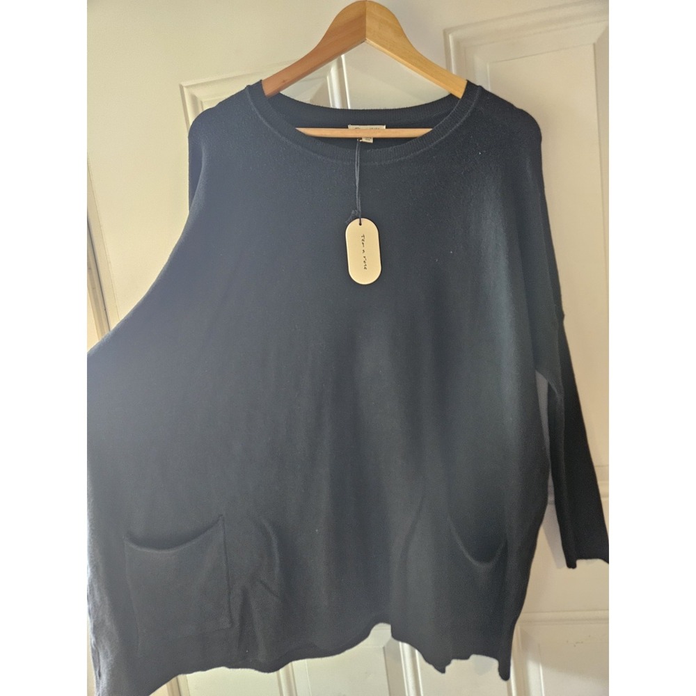 Tea N Rose Black Pocket Sweater Women's S/M Tunic Oversized Soft Knit NWT